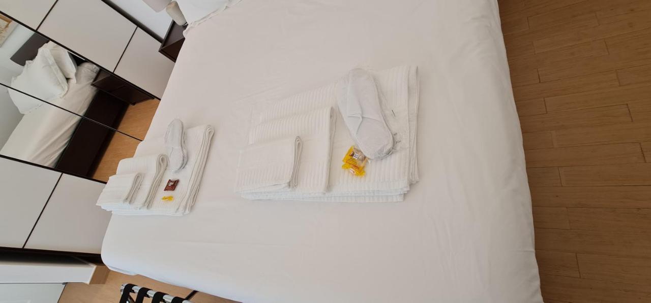 Di Fresco Apartments Luxury Suites Palermo Exteriör bild